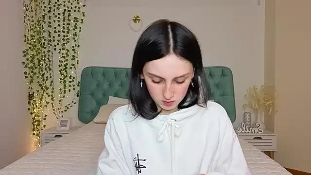 Little_moly999 from StripChat