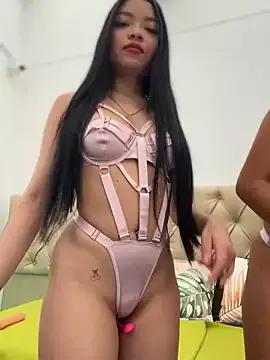 LittleTeaseXXX from StripChat