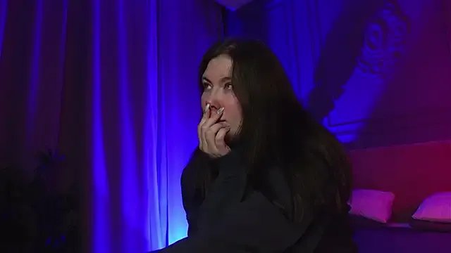 Liv_Fay from StripChat