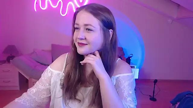 LizzyShine from StripChat