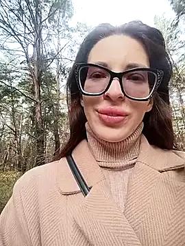 Lleisa from StripChat