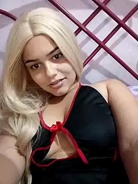 Lolacavalona from StripChat