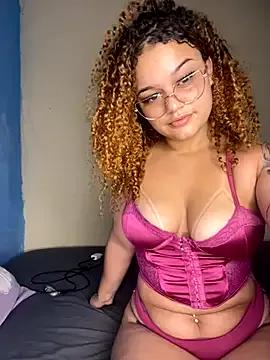 Lolacavalona from StripChat