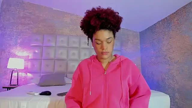 loladupont from StripChat