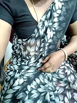 Lolida69thamil from StripChat