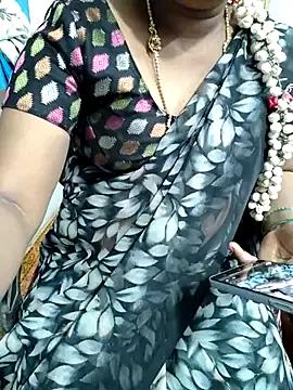 Lolida69thamil from StripChat