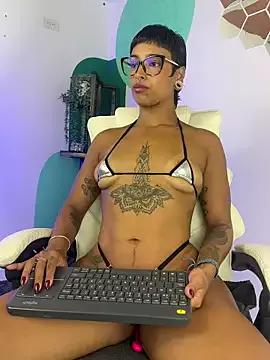 LollaByer from StripChat