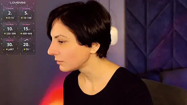 LorenDaze from StripChat