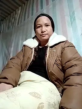 Love-Mama33 from StripChat