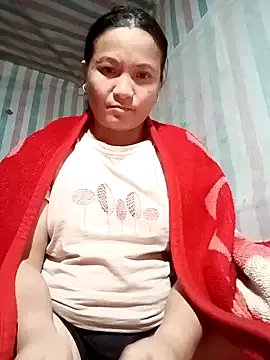 Love-Mama33 from StripChat