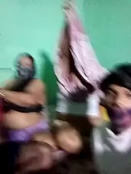 LoveOnStream from StripChat is Group