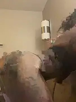 lovergirll555 from StripChat