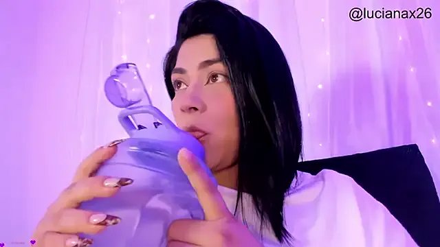 Freechat lucy26_ on StripChat