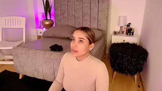 Lucy_Carson_ from StripChat