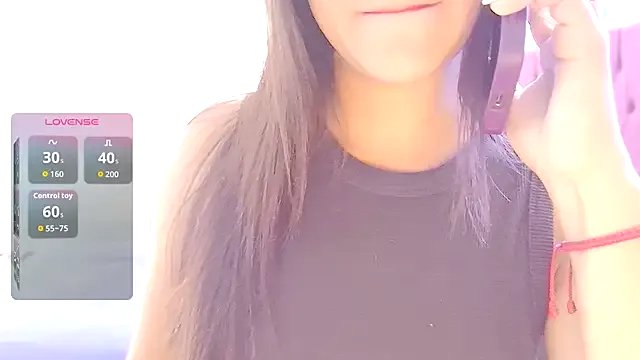 Lucy_Fer5 from StripChat