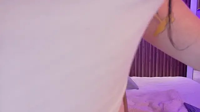 Lucy_Smith2 from StripChat