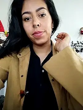 Luianna from StripChat