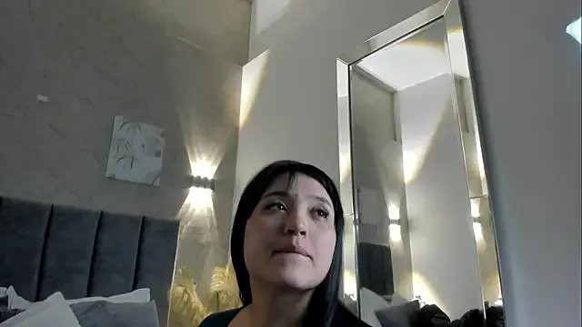 Lunaa_bellaa from StripChat