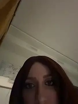 LunaAlya from StripChat