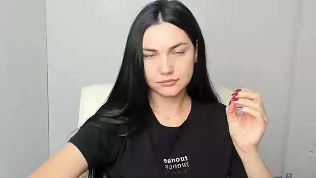 Lune_Moon from StripChat