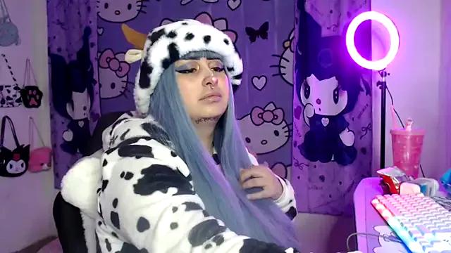 lussyevans24 on StripChat 