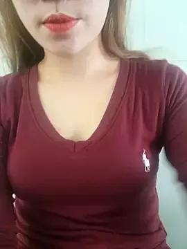LylyCii6969 on StripChat 