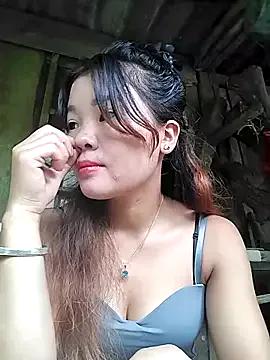 Lylylove from StripChat