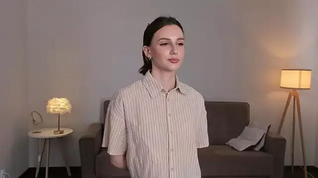 LynDarnell from StripChat