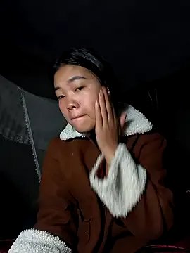 Lynly_k2 from StripChat