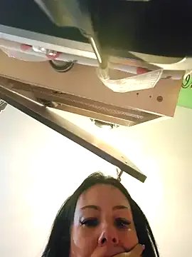 Maddythemilf on StripChat 