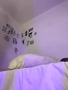 MadelineBenet from StripChat