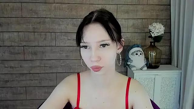MaliaLandre from StripChat is Freechat