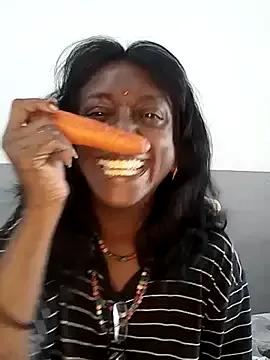 mamakarma1403 from StripChat