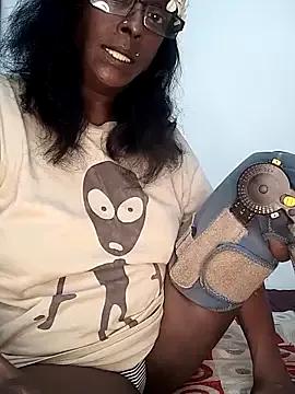 mamakarma1403 from StripChat