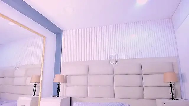 ManuelaEvans_ from StripChat