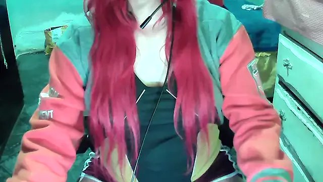 ManuEscarlate13 from StripChat