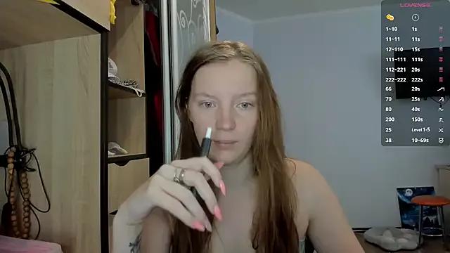 Mary_Blu from StripChat