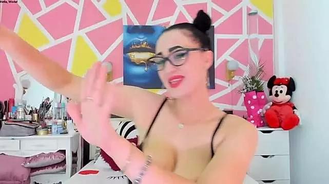 Naked Room Maryelle 