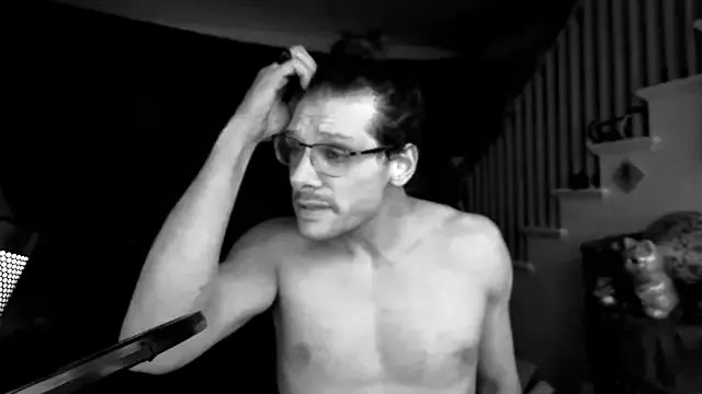 MasterDaddyCool from StripChat