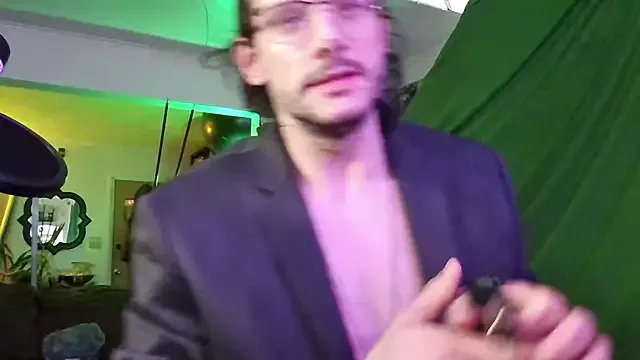 MasterDaddyCool from StripChat