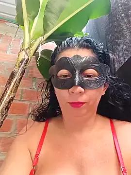 Mature-Mom from StripChat is Freechat
