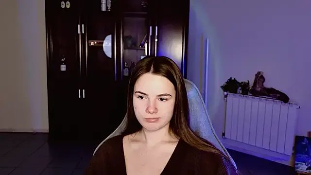 May_Bloom from StripChat