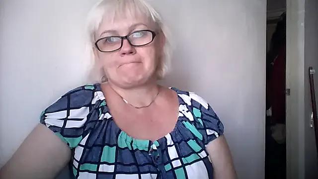 Mayya4321 from StripChat