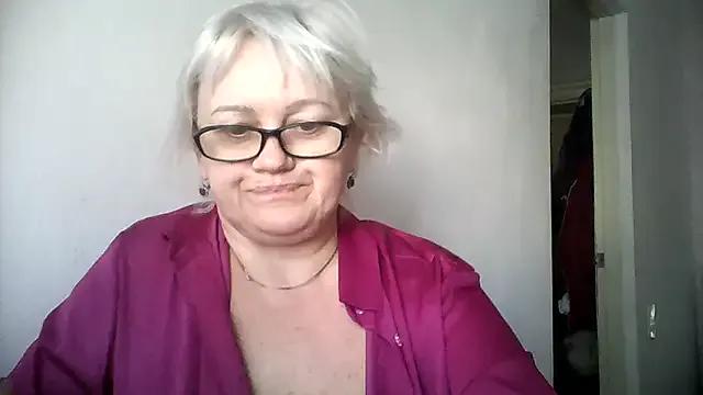 Mayya4321 from StripChat