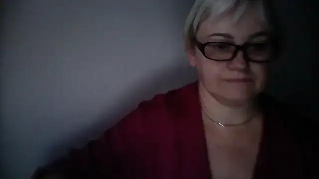 Mayya4321 from StripChat