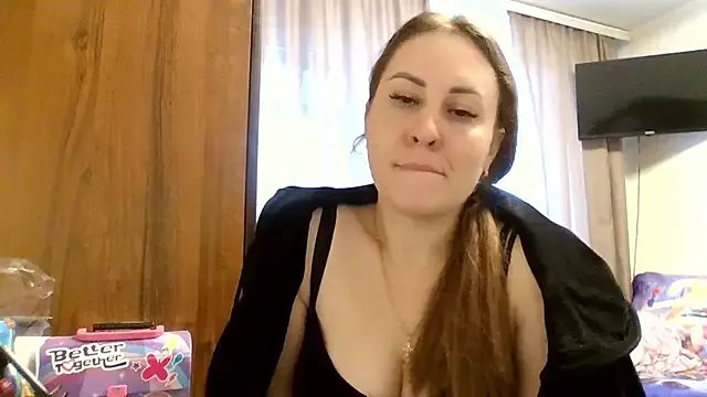 MeadowEyes from StripChat