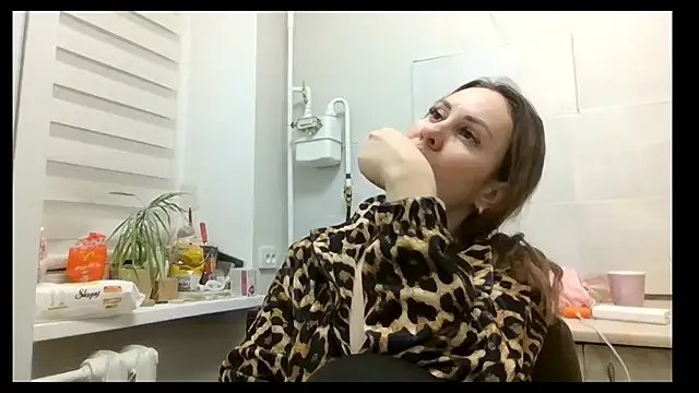 MeadowEyes from StripChat