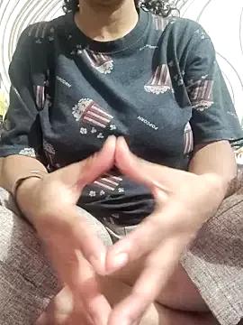 Naked Room meenu_bhabhi547 