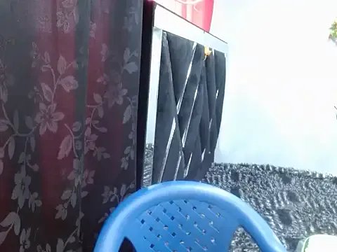 Melani_ebony from StripChat