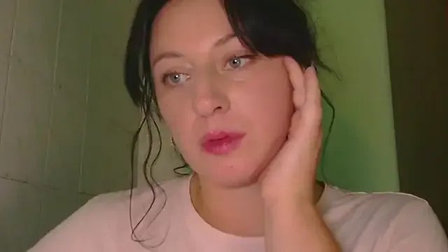 MelinaAx from StripChat